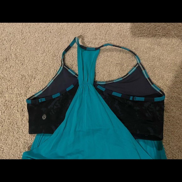 Lululemon tank with built in sports bra - Picture 4 of 8